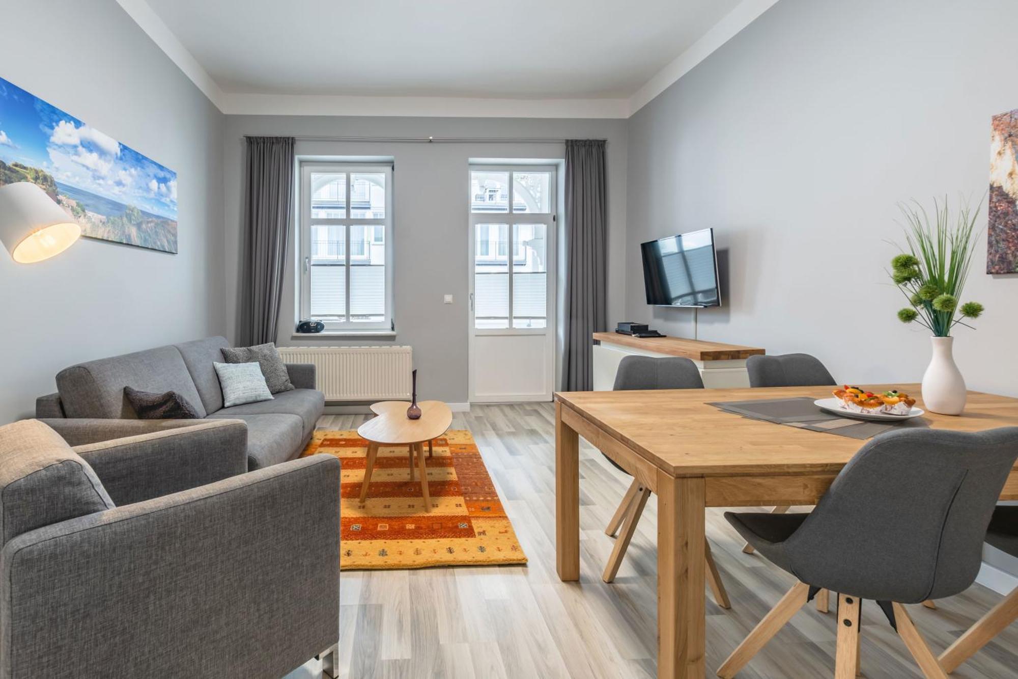 Iduna No 5 - 1 Og Mit Balkon Nach Osten Apartment Ostseebad Binz